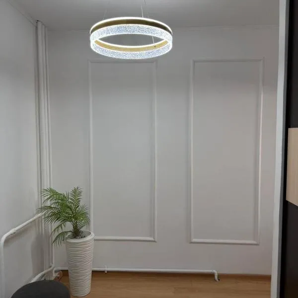 Апартаменты Жаяу Мусы 7А, hotel i Pavlodar