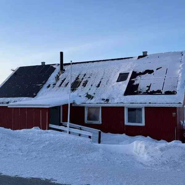 Arctic Aurora ApS, hotel Aasiaat városában