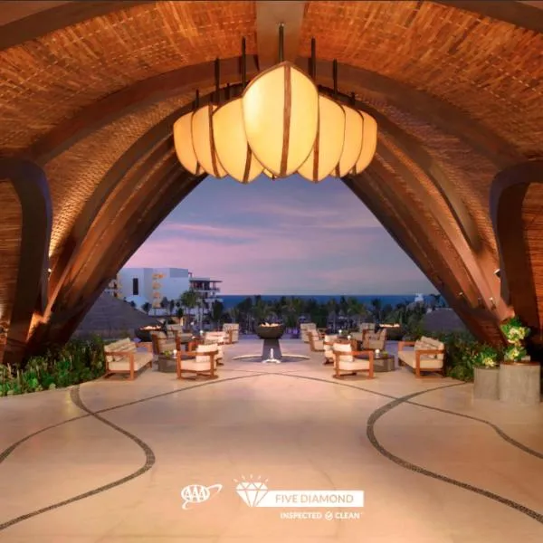Secrets Playa Blanca Costa Mujeres - All Inclusive Adults Only, hotel v mestu Cancún