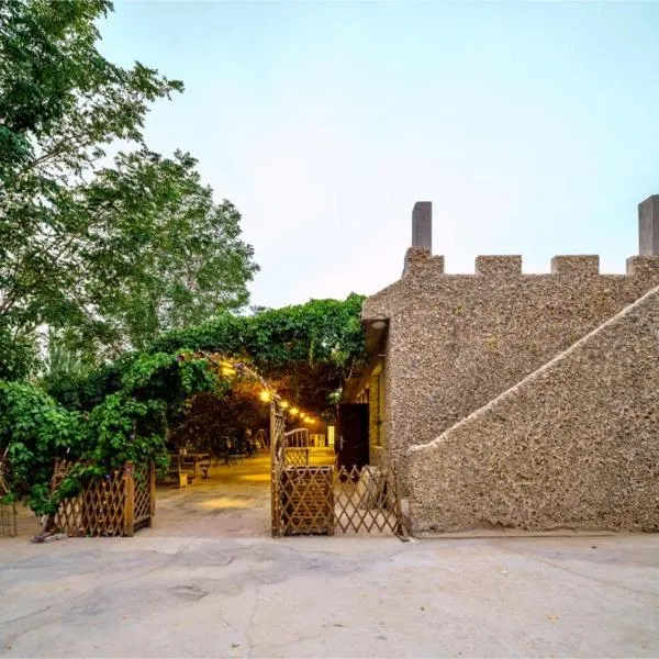 Dunhuang Hu Yang Inn, hotel em Dunhuang