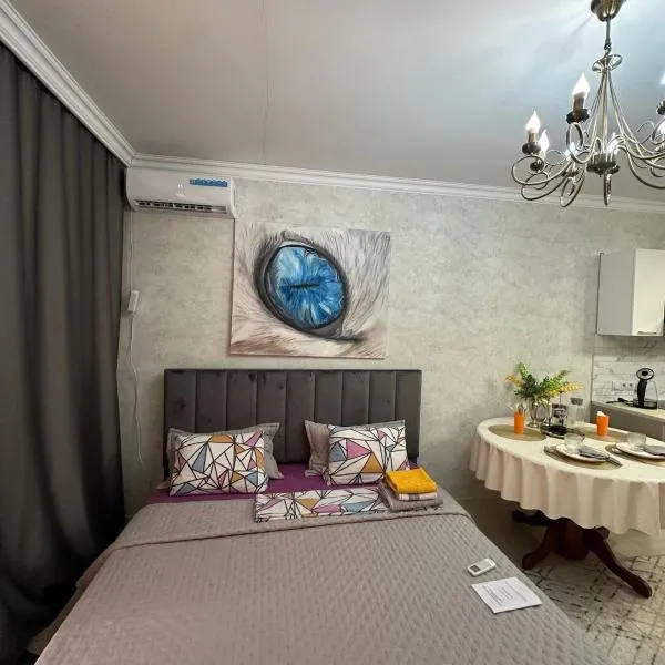 однокомнатная квартира, Hotel in Prigorodnyy