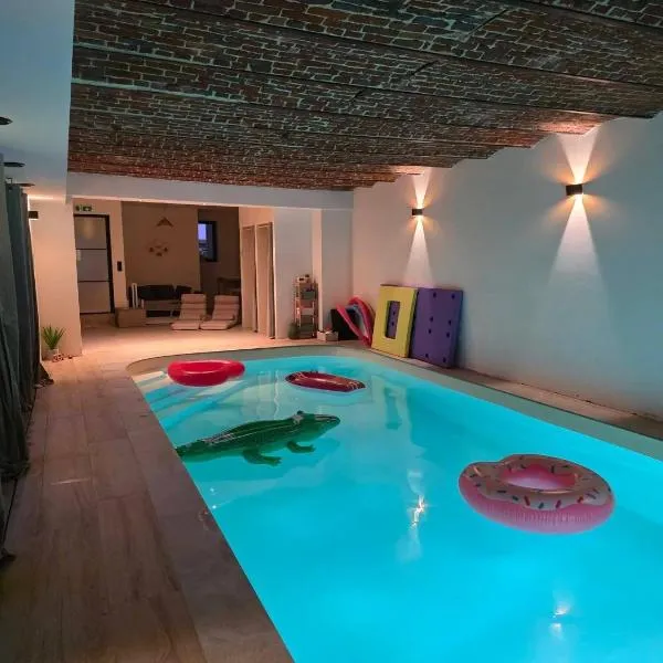 L'Oasis de Détente - La Parenthèse - gîte 6 personnes avec 1h d accès à la piscine privée et terrasse aménagée par nuit réservée - climatisation - 2km de Pairi Daiza, hotel en Gages