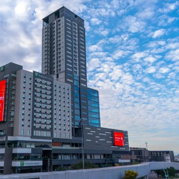 Holiday Inn Express - Monterrey - Fundidora by IHG, hotel en Monterrey
