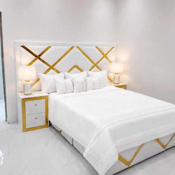 Private Suite with Swimming Pool, ξενοδοχείο στο Μαπούτο
