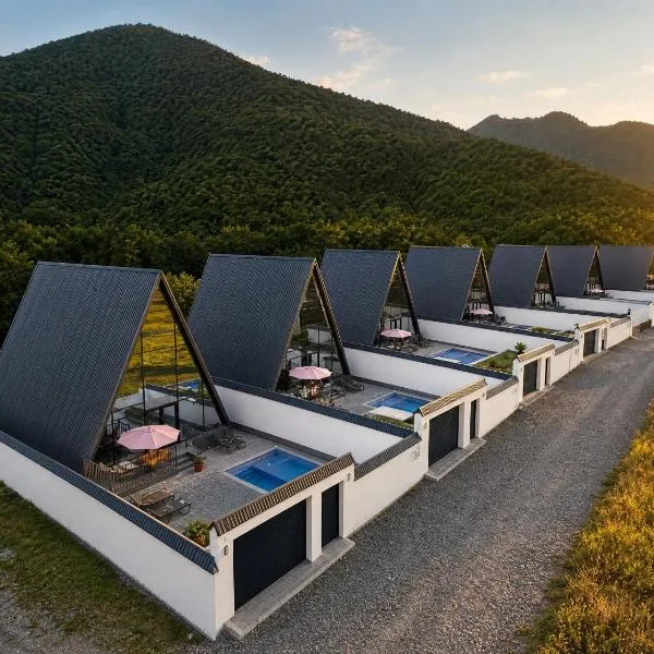 Qafqaz Front Falcon Chalet, hotell i Gabala