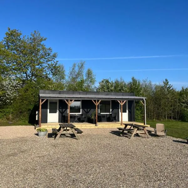 Varde Bed and Kitchen Annekset, готель у місті Варде