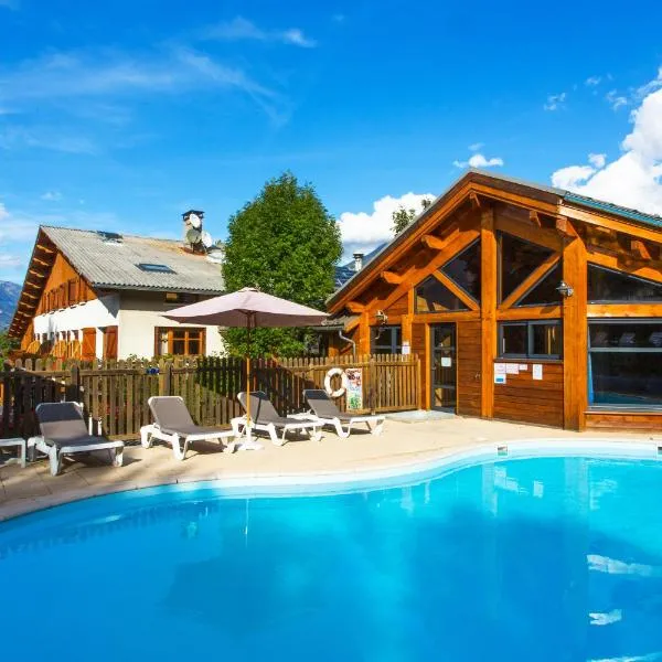 Logis Hôtel Les Peupliers, hotelli kohteessa Baratier