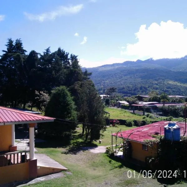 Cabañas Brisas Alto Boquete, hotel i Boquete