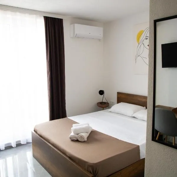 Nuvelle Boutique Hotel, hotel em Prizren