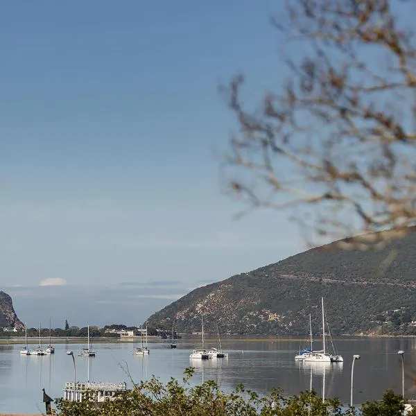 Water View Villas - Millwood Premium Apartment, hotelli kohteessa Knysna