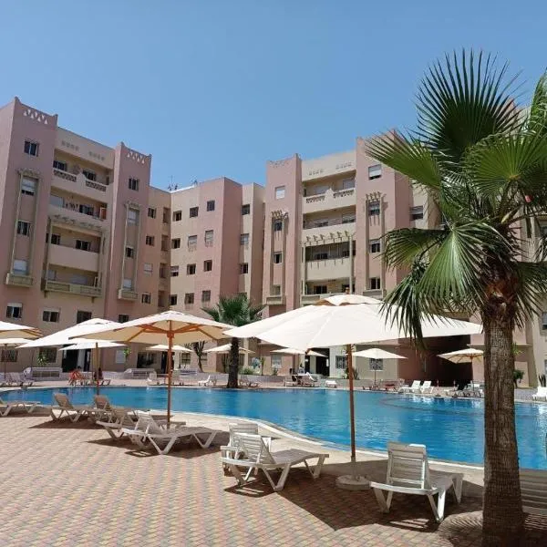 Appartement Piscine - Centre Ville Plage & Parc، فندق في المحمدية
