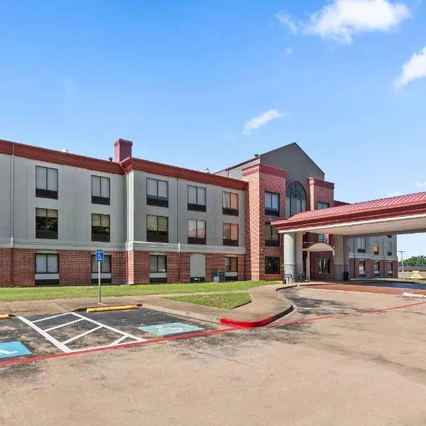 Comfort Inn & Suites Tyler North, hotel u gradu Tajler