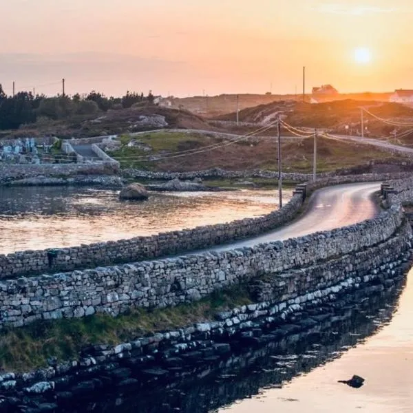 Tigh Oisin, hotelli kohteessa Lettermullan