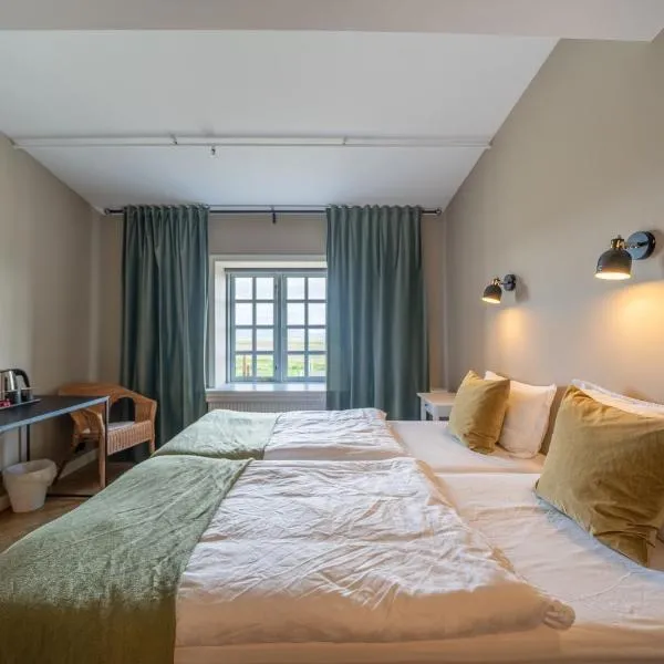 Hotel Stafholt, готель у місті Varmaland