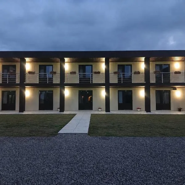 База Відпочинку Династія, hotel a Solotvino