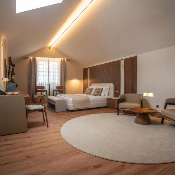 The Book Hotel, hotel in Horta