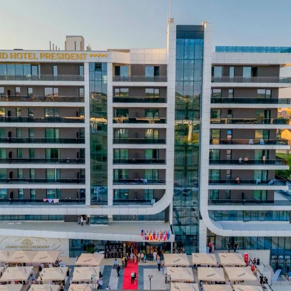 Grand Hotel President, hotel em Baile Felix