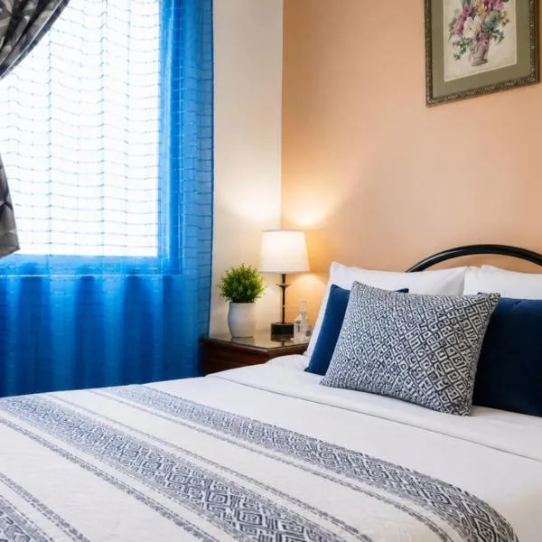 Nice bedroom at 5 min Mexico City Airport T1 & T2, hotel v Mexiko City