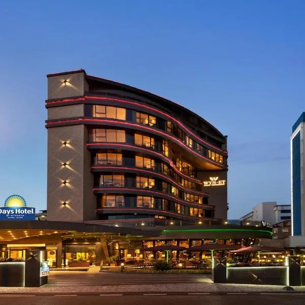Days Hotel by Wyndham Istanbul Maltepe, hótel í Istanbúl