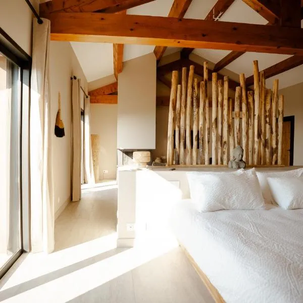 Casamore, hotel u gradu Meria