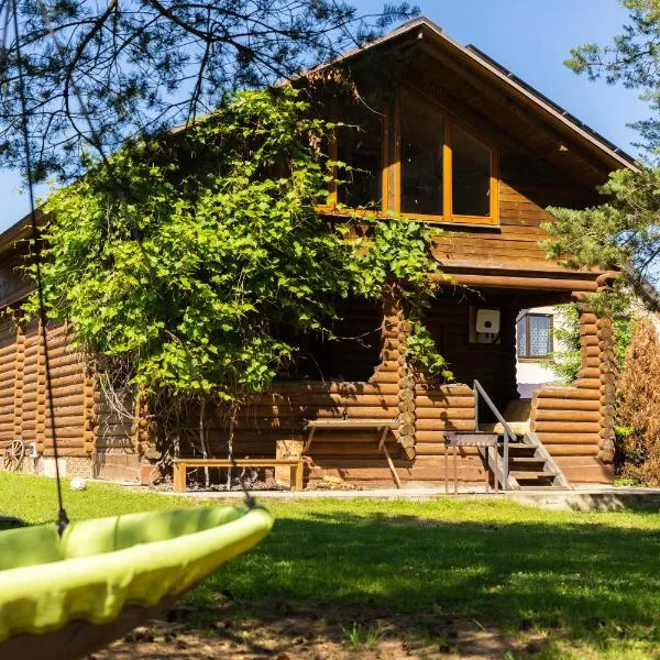 Green park residence, hotel in Tīnūži