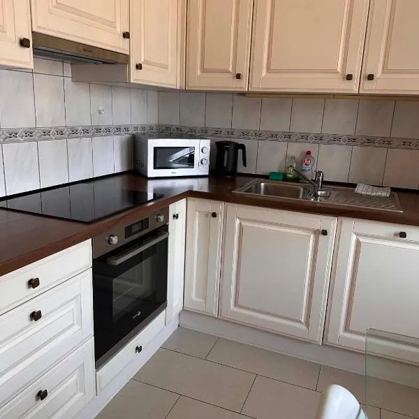 Appartement 112 confortable , 5 lits ,2 wc, hotel em Saint-Louis