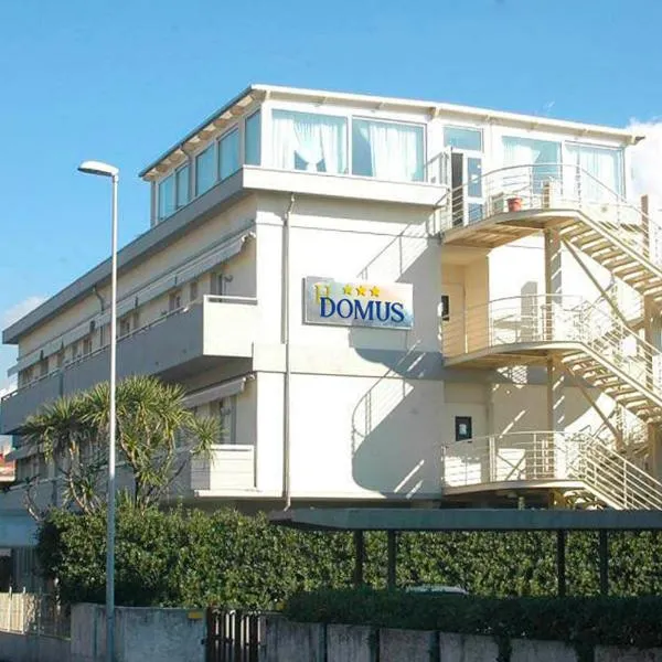 Hotel Domus, hotel di Marina di Massa