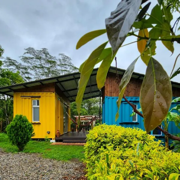 Guayatá에 위치한 호텔 Kolibri Containers Boyacá
