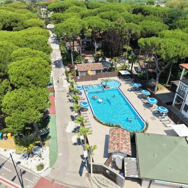 Harmonia Village, hotel em Lido di Jesolo