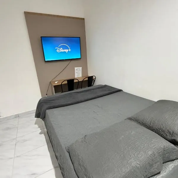 Ap em bairro nobre com garagem e ar, hotell sihtkohas Sobral