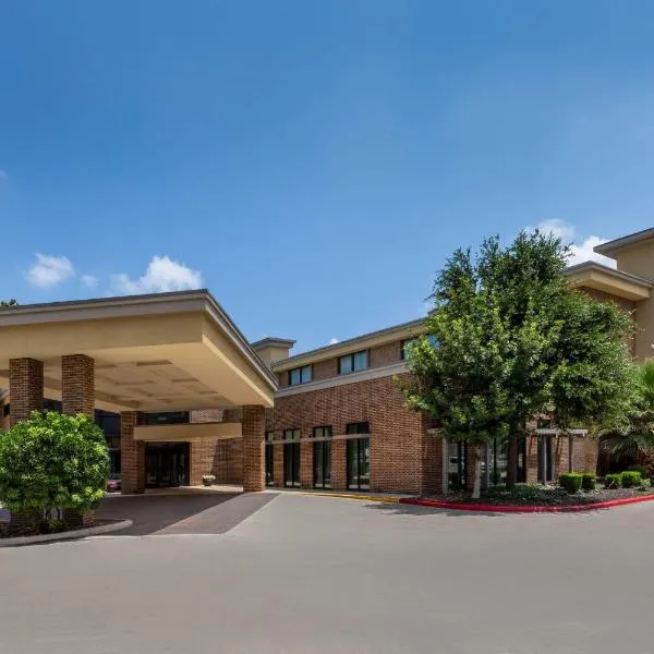 Heritage Inn & Suites San Antonio Airport, Trademark Wyndham, hotel sa San Antonio