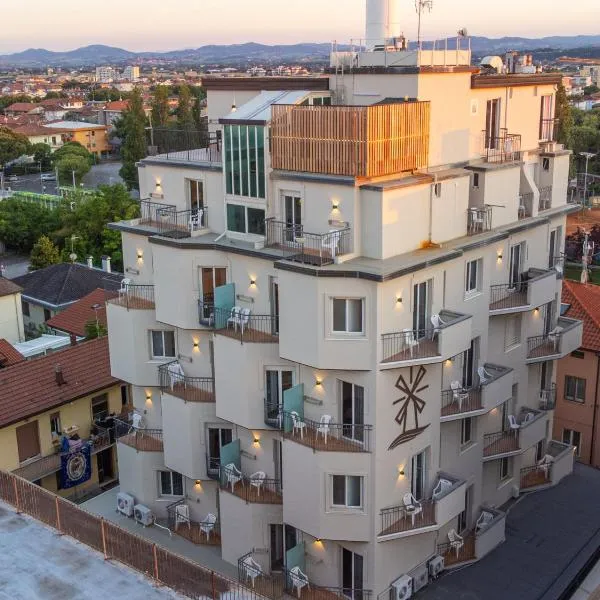 Hotel Holland, hotel em Rimini