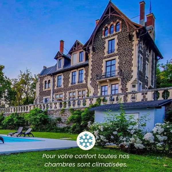 Manoir des Rêves Sauvages, hótel í Parentignat