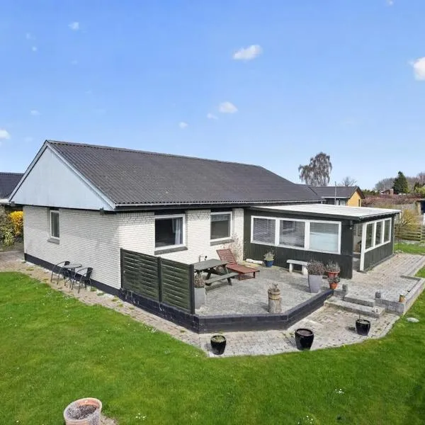 Dream villa for the summer and the whole year, hotel i Rødbyhavn