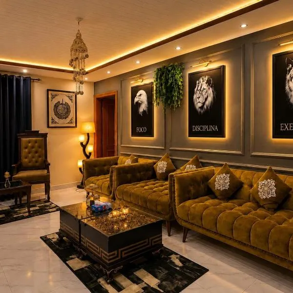 Luxury AC one bed apartment Bahria Town Lahore, hotel u gradu 'Lahore'