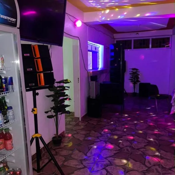 BAYO-HOTEl, hotel en Cabo Haitiano