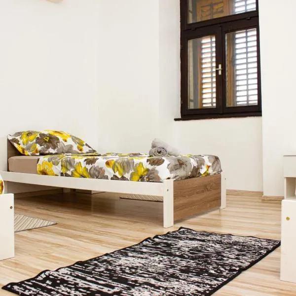 Hostel Centuria, hôtel à Pula