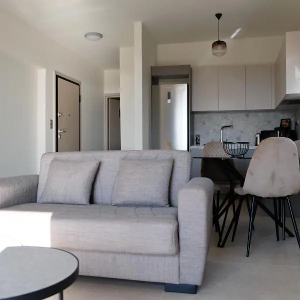 Poseidon 77B Luxury Residences โรงแรมในลูตรากี