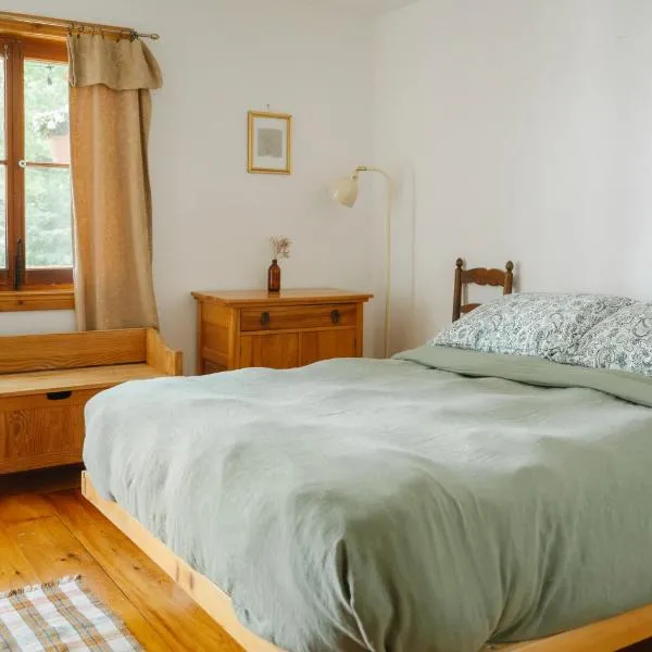 Le Triangle de l'île - Chambre La Jardin, hotel Saint-Laurent-de-l'ile d'Orleans városában