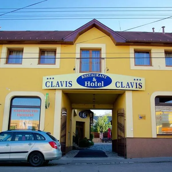 Hotel Clavis, hotel in Lučenec