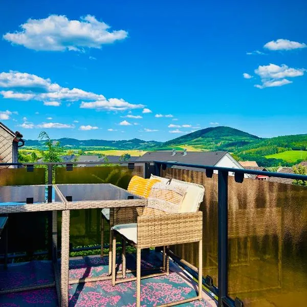Panorama Joy - stilvolle Gemütlichkeit mit Weitblick, hotell i Schmallenberg
