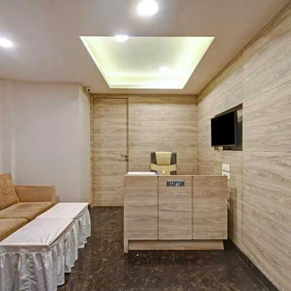 Super Townhouse Hotel All In One Near City Centre Salt Lake, hotel a Calcuta