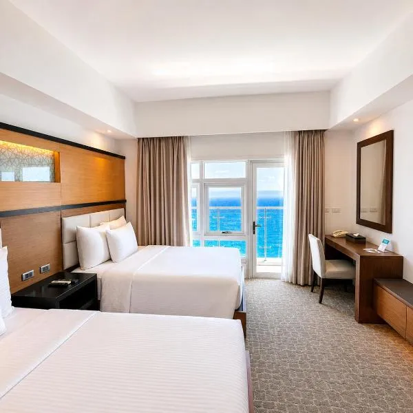 Arterra Seaview Resort, hotel em Mactan