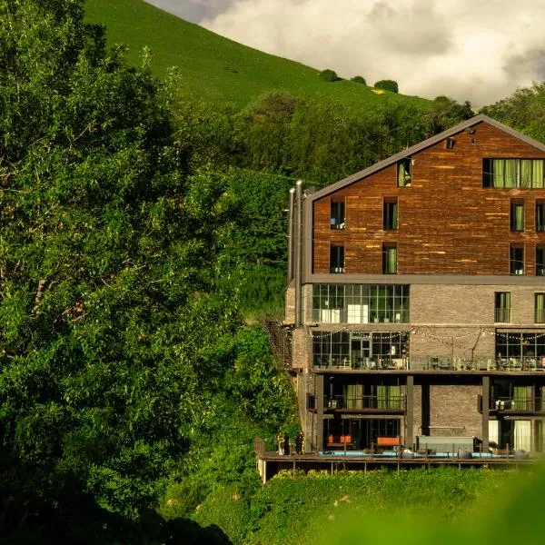 Hotel Roshe Gudauri – hotel w mieście Gudauri