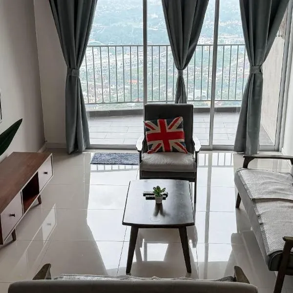 Crystal Creek Sunset Pool View Condo for 10 Guests with Free Netflix & WiFi, hotel u gradu Taiping