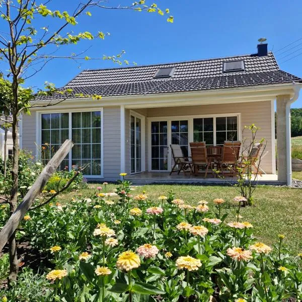 Seventh Heaven Village Glamping，位于Rogašovci的酒店