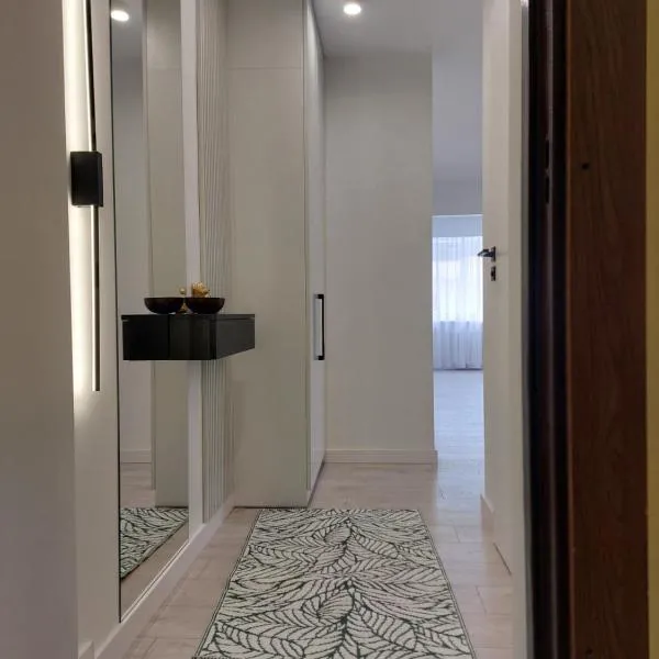 Modernus butas Marijampolėje netoli stoties, hotel v mestu Marijampolė