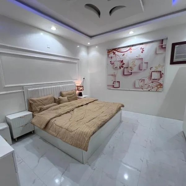 شقه مفروشة غرفتين في شهبة حوش مدخل مستقل, hotel in Al Baha