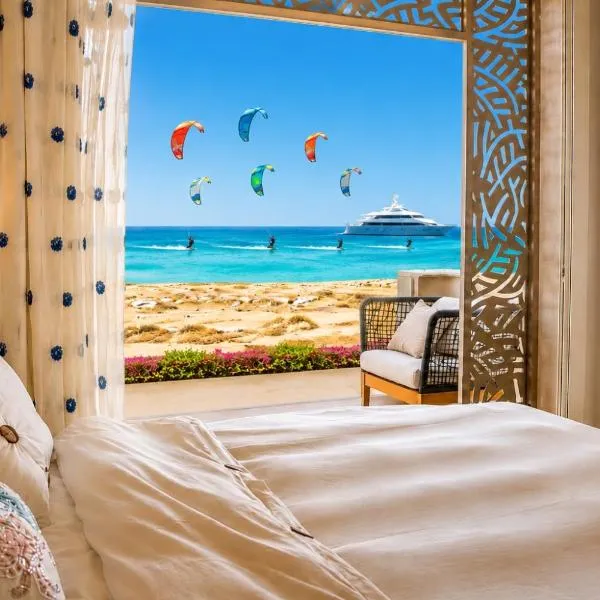 Mangroovy Seafront condo - Great Kite Surfing, hotel en Hurghada
