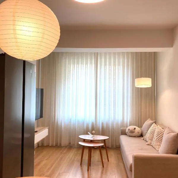 Newly Renovated Japandi 1BR Near Shangri-La, hotel en Ulán Bator